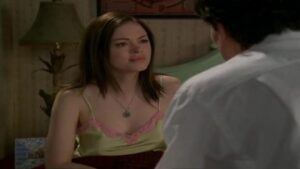 Смотреть на Лордфильм 2.0 Сериал Зачарованные 1998