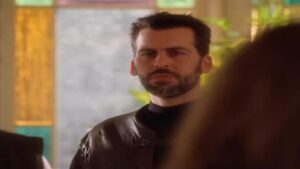 Смотреть на Лордфильм 2.0 Сериал Зачарованные 1998