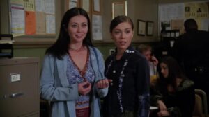Смотреть на Лордфильм 2.0 Сериал Зачарованные 1998